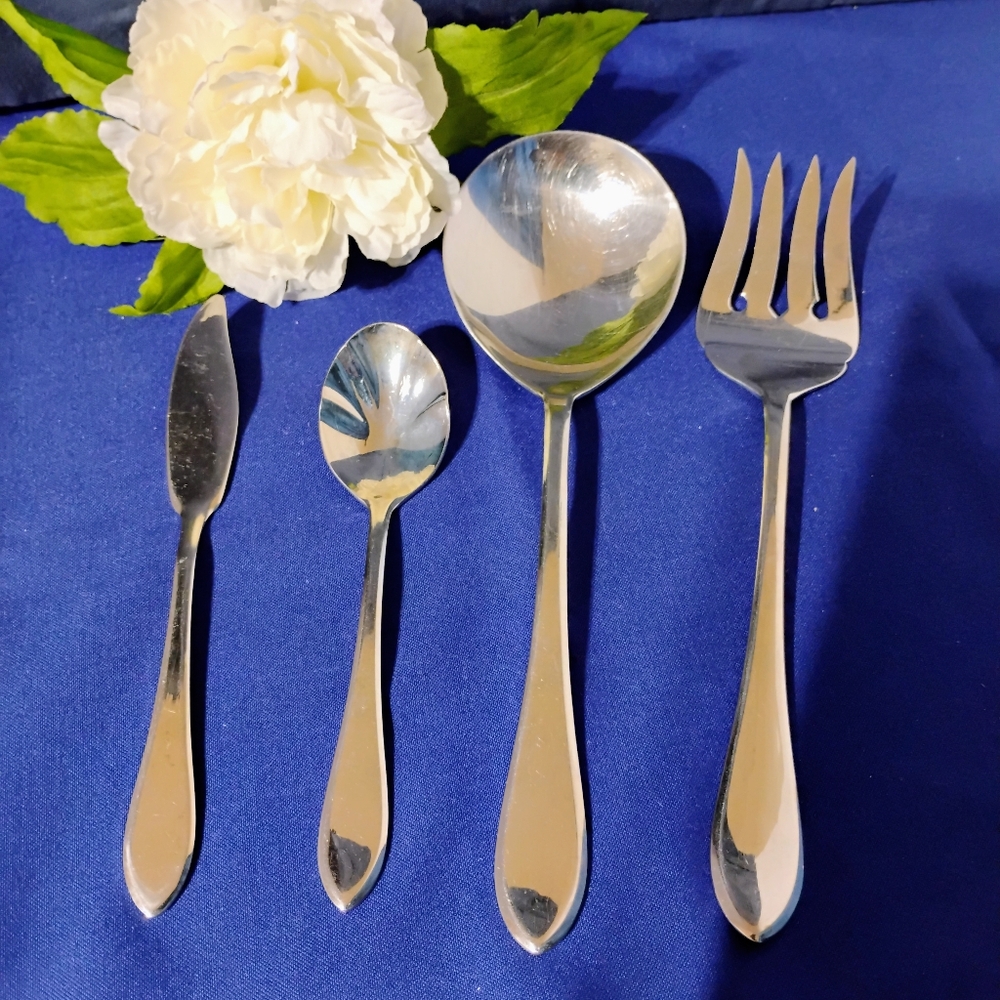 Retroneu 18/8 Serving Set